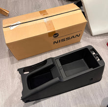 Load image into Gallery viewer, Nissan R32 Console