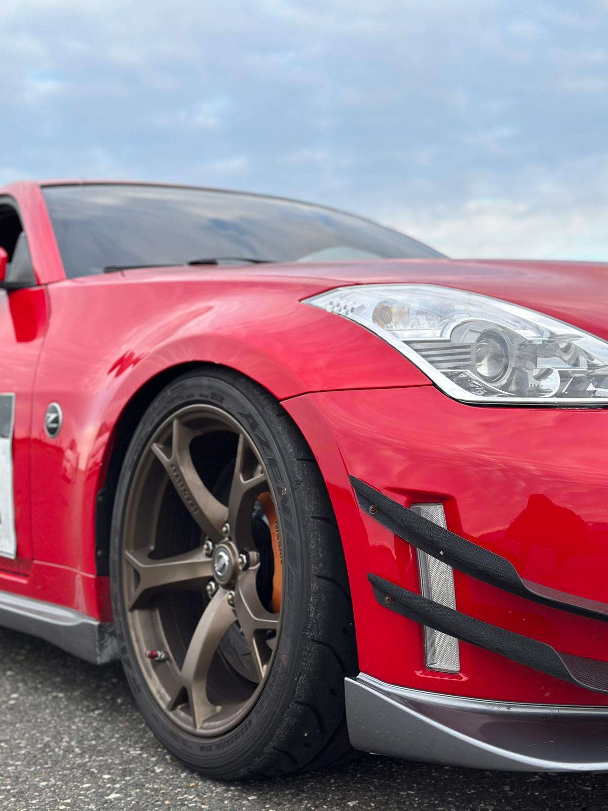 Custom R35 Brakelights Nissan 350Z - Z33 - R35 Brake Conversion Kit – Supertec Racing